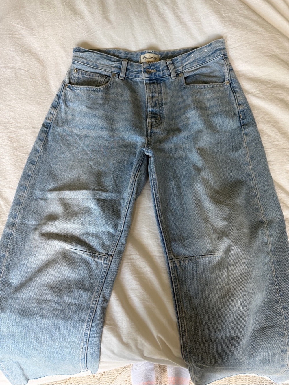 Madewell Petite Darted Barrel Leg Jean - 27 petite
